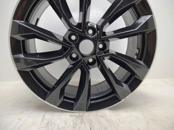 1x Alufelge 18 Zoll 7.0" 5x112 45ET Glanz Schwarz 57A601025AS Skoda Karoq FEL5516924627eu