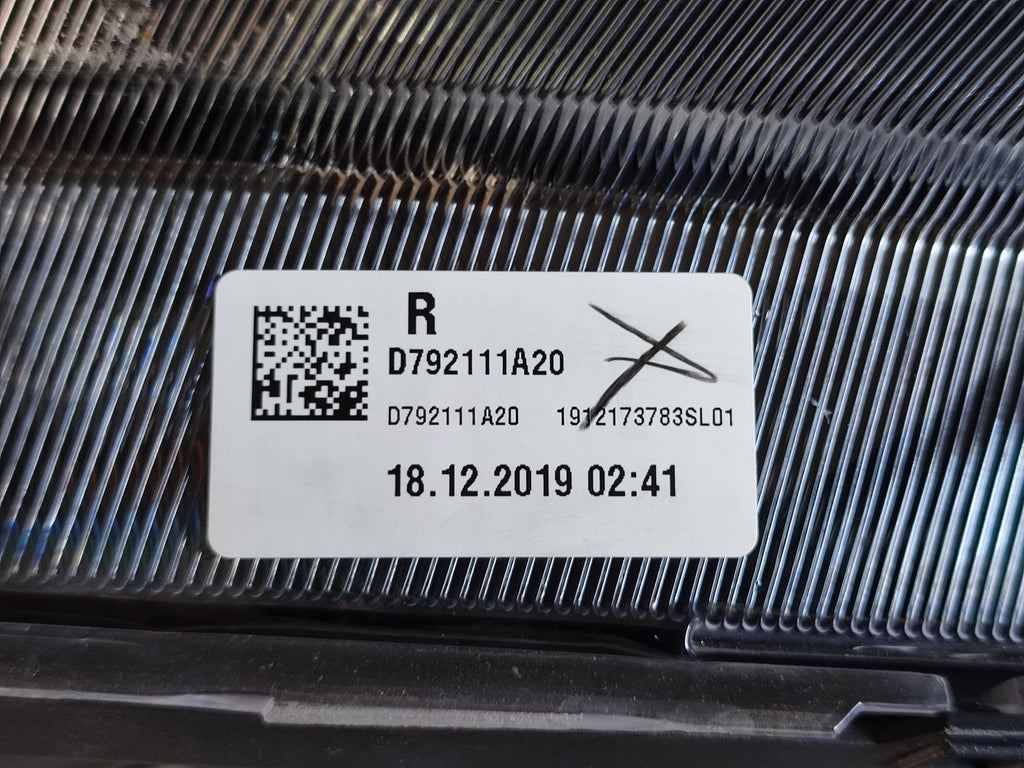 Frontscheinwerfer Hyundai Tucson 92102-D7700 LED Rechts Scheinwerfer Headlight SCH4696956362ck