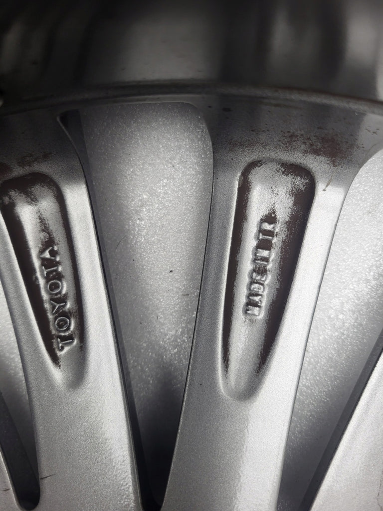 1x Alufelge 18 Zoll 7.5" 5x114.3 45ET Glanz Grau 42611-05400 Mg Avensis FEL2787300992en