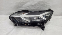 Laden Sie das Bild in den Galerie-Viewer, Frontscheinwerfer Dacia Sandero III Jogger 260607161R LED Links Headlight