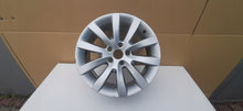 Load image into Gallery viewer, 1x Alufelge 17 Zoll 7.0&quot; 5x112 33ET Glanz Silber 1K8601025 VW Scirocco Rim Wheel