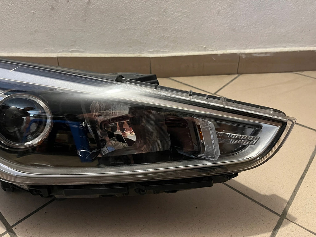 Frontscheinwerfer Hyundai I30 III 92102-G4000 Halogen Rechts Headlight