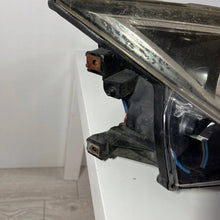 Laden Sie das Bild in den Galerie-Viewer, Frontscheinwerfer Mazda 6 Gh M60-GF20 Xenon Rechts Scheinwerfer Headlight SCH8876093152do