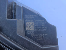 Laden Sie das Bild in den Galerie-Viewer, Frontscheinwerfer Audi A4 B9 8W0941034D Rechts Scheinwerfer Headlight