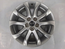 Load image into Gallery viewer, 1x Alufelge 18 Zoll 7.0&quot; 5x114.3 50ET Glanz Silber 9965227080 Mazda Cx5 Cx3