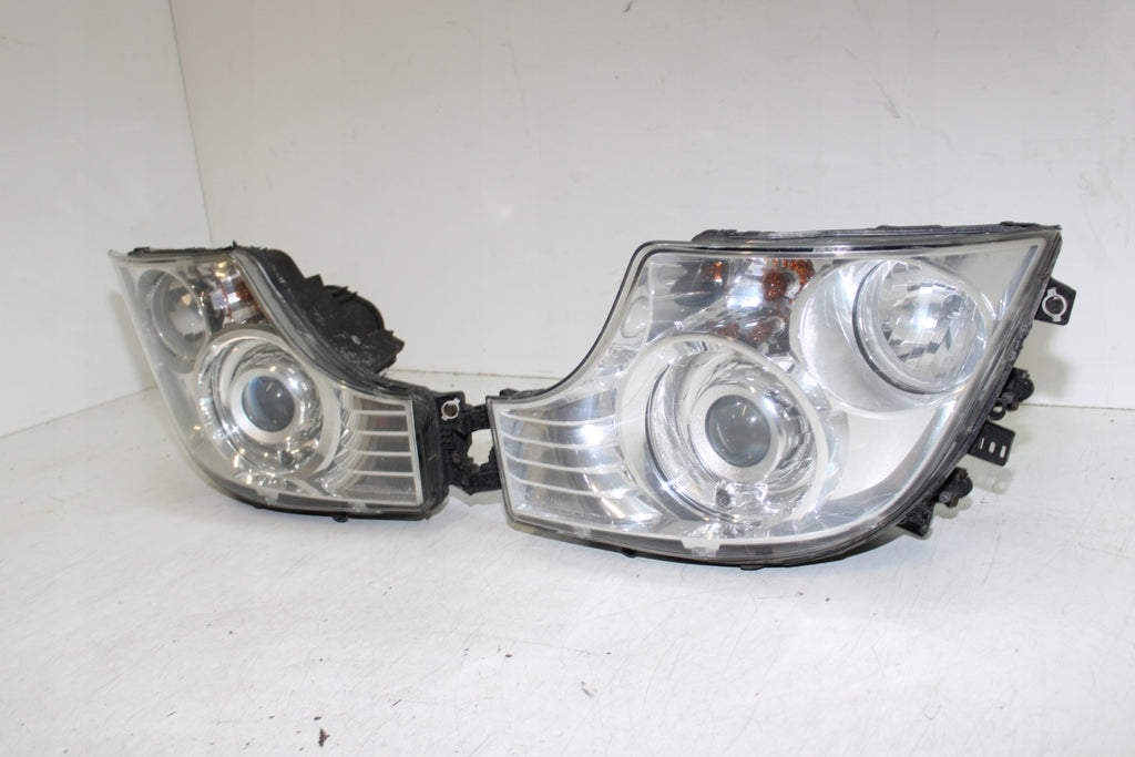 Frontscheinwerfer Mercedes-Benz A9608200639 Xenon Ein Satz Headlight SCH8630825525ka