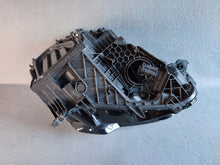 Laden Sie das Bild in den Galerie-Viewer, Frontscheinwerfer Audi Q3 83A941035 LED Links Scheinwerfer Headlight