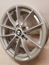 Laden Sie das Bild in den Galerie-Viewer, 1x Alufelge 16 Zoll 6.5&quot; 5x112 22ET Glanz Silber 6876921 BMW G21 G20 Rim Wheel