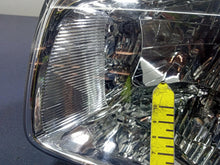 Laden Sie das Bild in den Galerie-Viewer, Frontscheinwerfer Toyota 976505-212 Links Scheinwerfer Headlight SCH1508877454ny