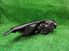 Load image into Gallery viewer, Frontscheinwerfer Honda Hrv Hr-V CSC29635 Links Scheinwerfer Headlight SCH4501085158hq