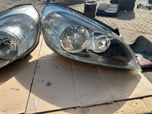 Laden Sie das Bild in den Galerie-Viewer, Frontscheinwerfer Volvo V60 31299994 31299995 Ein Satz Scheinwerfer Headlight SCH9115122338lp