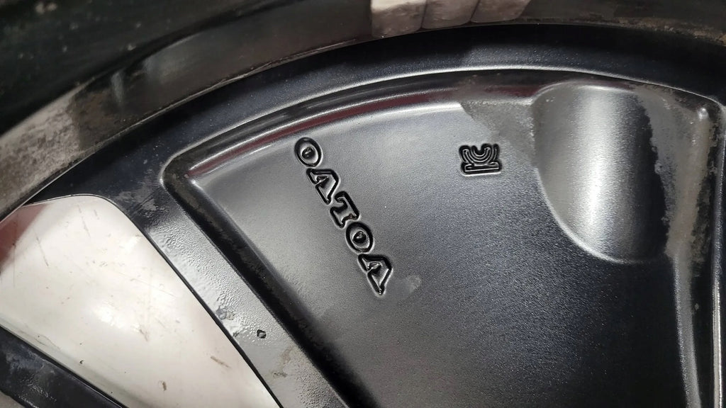 1x Alufelge 18 Zoll 7.5" 5x108 50,5ET 31680403 Volvo Xc40 Rim Wheel