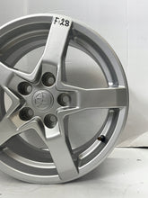 Laden Sie das Bild in den Galerie-Viewer, 1x Alufelge 16 Zoll 6.5&quot; 5x114.3 45ET Silber PZ474-E8670- Toyota Corolla Avensis