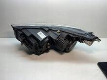 Laden Sie das Bild in den Galerie-Viewer, Frontscheinwerfer Opel Crossland X YQ00709880 Rechts Scheinwerfer Headlight SCH8020645721xr