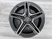 Laden Sie das Bild in den Galerie-Viewer, 1x Alufelge 18 Zoll 7.5&quot; 5x112 49ET A1774011500 Mercedes-Benz W177 Rim Wheel