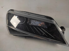 Laden Sie das Bild in den Galerie-Viewer, Frontscheinwerfer Skoda Superb III 3V1941016B LED Rechts Scheinwerfer Headlight