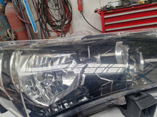 Laden Sie das Bild in den Galerie-Viewer, Frontscheinwerfer Toyota Corolla 81130-02E71-00 LED Rechts Headlight SCH2871747529fv
