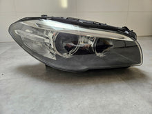 Laden Sie das Bild in den Galerie-Viewer, Frontscheinwerfer BMW F10 7317132 Xenon Rechts Scheinwerfer Headlight SCH3786174918qe