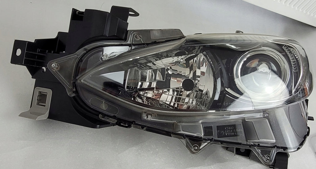 Frontscheinwerfer Mazda 3 BHR151040 Ein Stück (Rechts oder Links) Headlight SCH3625308927zu