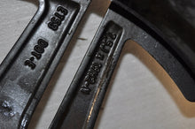 Laden Sie das Bild in den Galerie-Viewer, 1x Alufelge 19 Zoll 7.5&quot; 5x112 A2474011500 Mercedes-Benz Glb Gla Amg Rim Wheel