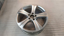 Load image into Gallery viewer, 1x Alufelge 18 Zoll 8.0" 5x112 43ET Glanz Silber A2134011400 Mercedes-Benz W213 FEL9293957612ze