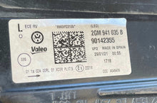 Load image into Gallery viewer, Frontscheinwerfer VW T-Cross 2GM941035B LED Ein Stück (Rechts oder Links) SCH9759090464au