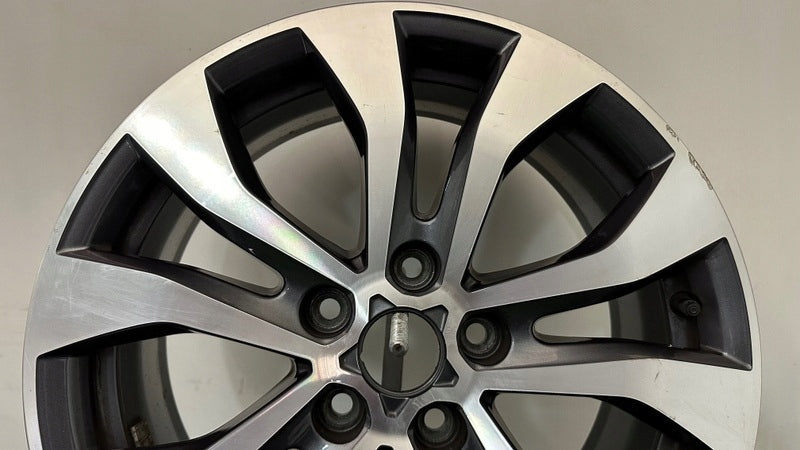 1x Alufelge 17 Zoll 7.0" 4x114.3 43ET Glanz Graphit 403007202 Mg Megane 1 Iv