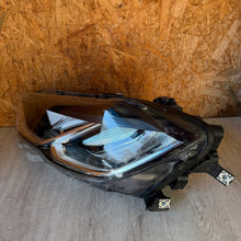Laden Sie das Bild in den Galerie-Viewer, Frontscheinwerfer VW Polo 2G1941006C 2G1941005C Ein Satz Scheinwerfer Headlight SCH2131693100er