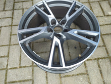 Load image into Gallery viewer, 1x Alufelge 19 Zoll 8.0&quot; 5x112 39ET Glanz 80A601025R Audi Q5 Rim Wheel