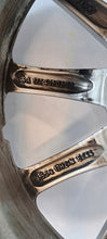 Laden Sie das Bild in den Galerie-Viewer, 1x Alufelge 17 Zoll 6.0" 5x112 Glanz A1774010300 Mercedes-Benz Rim Wheel FEL2137627617pm