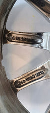 Laden Sie das Bild in den Galerie-Viewer, 1x Alufelge 17 Zoll 6.0" 5x112 Glanz A1774010300 Mercedes-Benz Rim Wheel FEL2137627617pm