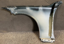 Laden Sie das Bild in den Galerie-Viewer, Kotflügel Mercedes-Benz W223 A2238810200 Vorne Rechts