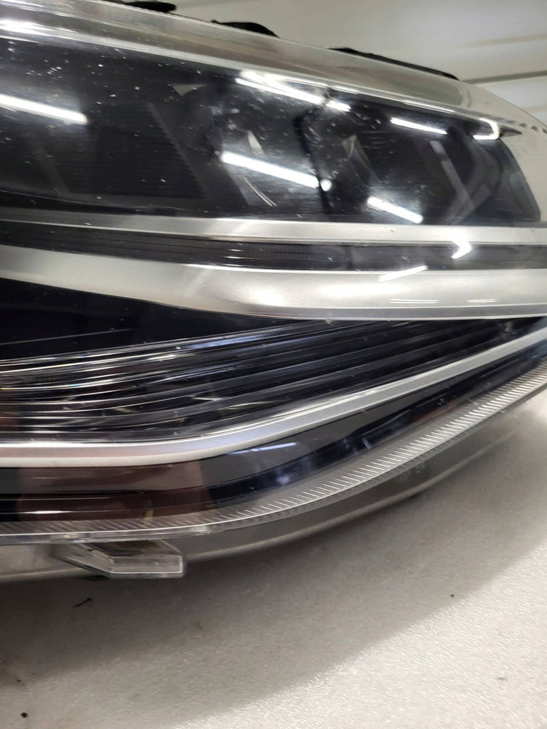 Frontscheinwerfer VW Caddy 2K8941036M Rechts Scheinwerfer Headlight SCH3679630046xr