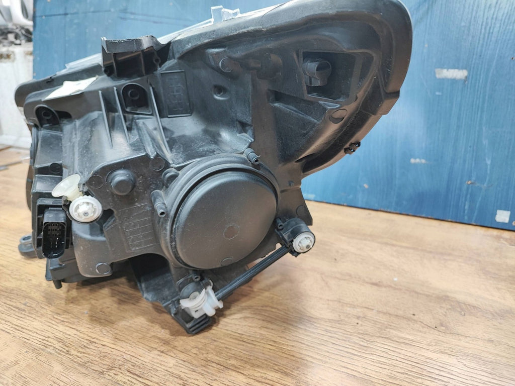 Frontscheinwerfer Mercedes-Benz V Class W447 A4479063301 Rechts Headlight SCH8098123008dn