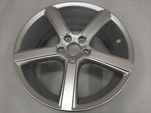 Laden Sie das Bild in den Galerie-Viewer, 1x Alufelge 18 Zoll 7.5&quot; 5x108 52ET Glanz Silber 30760053 Volvo V40 Rim Wheel