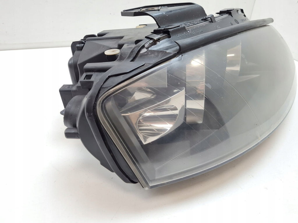 Frontscheinwerfer Audi A3 1301016093 1305235786R Rechts Scheinwerfer Headlight SCH2231140591xr
