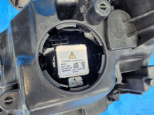 Laden Sie das Bild in den Galerie-Viewer, Frontscheinwerfer Opel Astra J TL793389777 13253651-3020 Xenon Rechts Headlight SCH9052148618bg