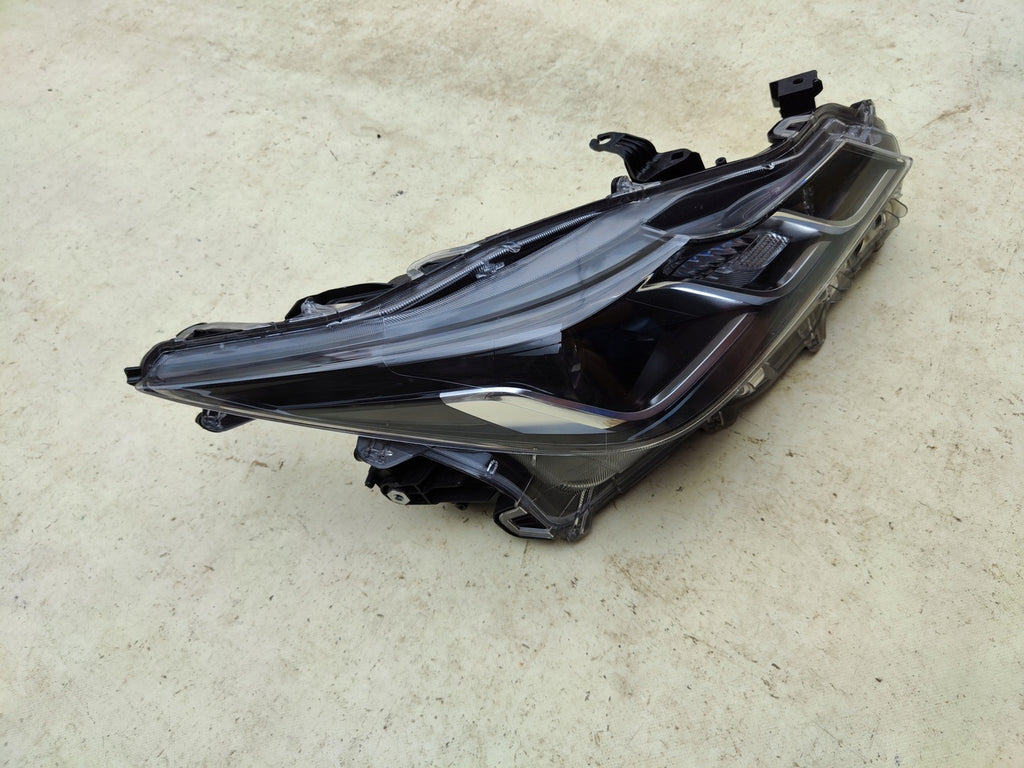 Frontscheinwerfer Toyota Corolla 81110-02T31-00 Rechts Scheinwerfer Headlight SCH7232238697mf