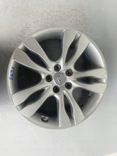 Load image into Gallery viewer, 1x Alufelge 18 Zoll 7.0" 5x114.3 35ET 52910-3J350 Hyundai Ix35 Rim Wheel FEL7286467929ml
