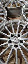 Laden Sie das Bild in den Galerie-Viewer, 4x Alufelge 18 Zoll 6.5" 5x112 38ET Glanz Silber A1564011900 Mercedes-Benz Gla FEL4957512179fb