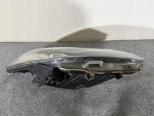 Laden Sie das Bild in den Galerie-Viewer, Frontscheinwerfer Mazda II D651-51030 Rechts Scheinwerfer Headlight SCH8303199187nz