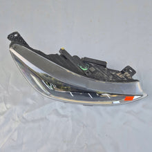 Laden Sie das Bild in den Galerie-Viewer, Frontscheinwerfer Ford Focus NX7B-13E014-CF 13E014 NX7B13E014CF Full LED Rechts SCH9897390690aj