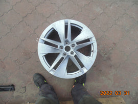 1x Alufelge 19 Zoll 8.0