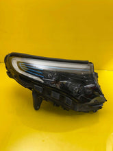 Laden Sie das Bild in den Galerie-Viewer, Frontscheinwerfer Mercedes-Benz Eqc A2939062801 LED Rechts Headlight SCH8414908894gt