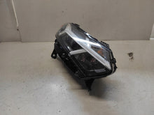 Laden Sie das Bild in den Galerie-Viewer, Frontscheinwerfer Dacia Sandero III 20-260107920R LED Rechts Headlight