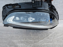 Laden Sie das Bild in den Galerie-Viewer, Frontscheinwerfer Mercedes-Benz W206 A2069062204 Rechts Scheinwerfer Headlight SCH1128963039cj