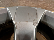 Laden Sie das Bild in den Galerie-Viewer, 1x Alufelge 18 Zoll 7.5&quot; 5x108 50,5ET Glanz Silber 31471553 Volvo Xc40 Rim Wheel