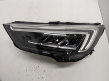 Laden Sie das Bild in den Galerie-Viewer, Frontscheinwerfer Opel Crossland YQ00709880 39153538 LED Rechts oder Links SCH6030027759yc