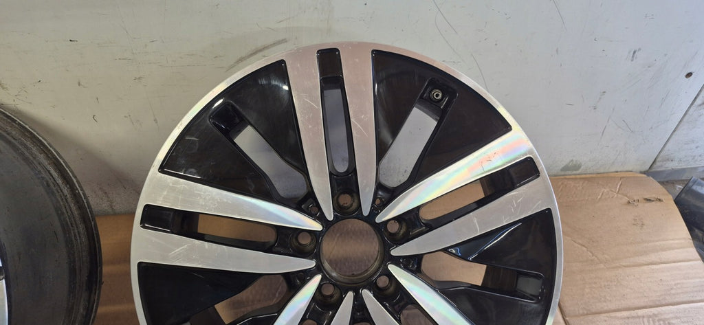 1x Alufelge 17 Zoll 6.5" 5x112 44ET Glanz Schwarz A1774010200 Mercedes-Benz W177 FEL6942765670jo