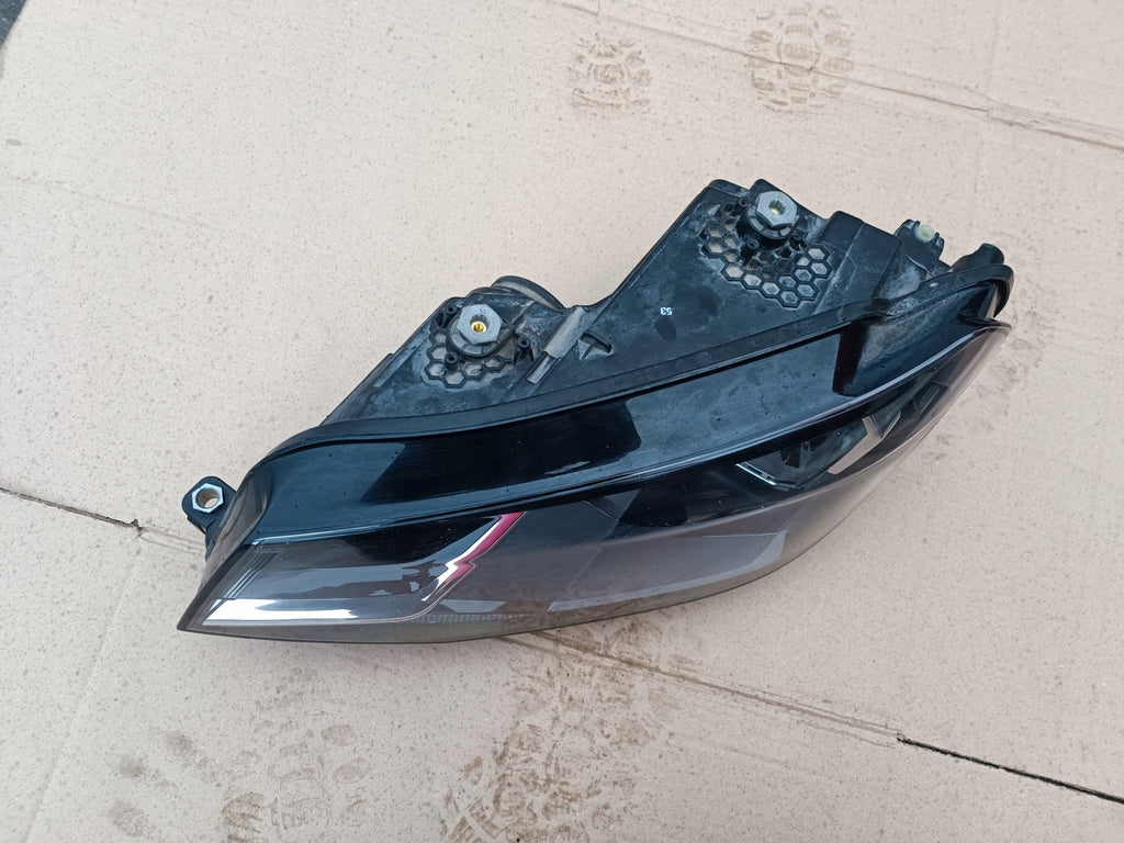 Frontscheinwerfer VW Caddy 2K1941015 Links Scheinwerfer Headlight SCH2818028819yz